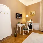 Villabaroque_eger Эгер