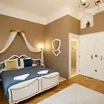 Villabaroque_eger Эгер