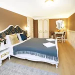 Villabaroque_eger Отель типа 