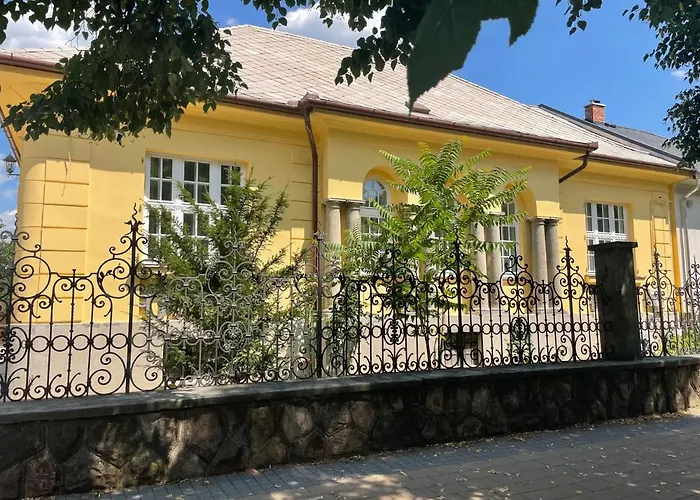 Villabaroque_eger 3* Eger