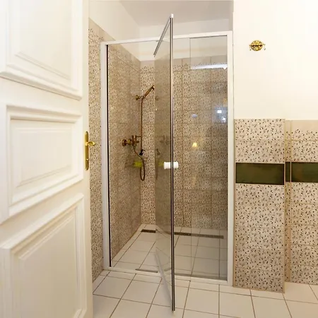 Villabaroque_eger אגר