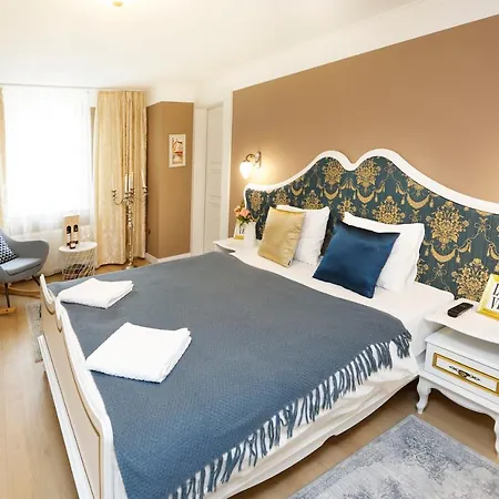 Villabaroque_eger לינה וארוחת בוקר אגר