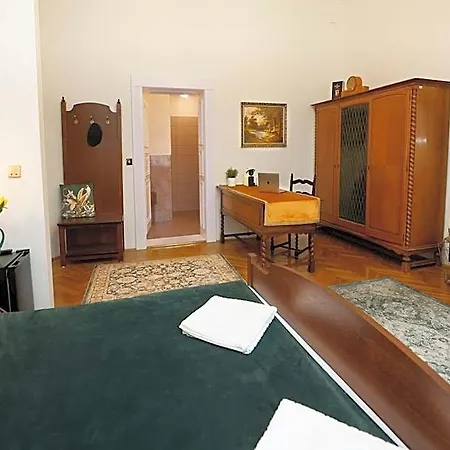 Villabaroque_eger Nocleg ze śniadaniem Eger