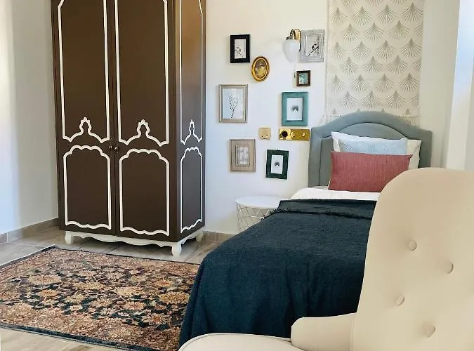 Villabaroque_eger فندق مبيت وإفطار 3*