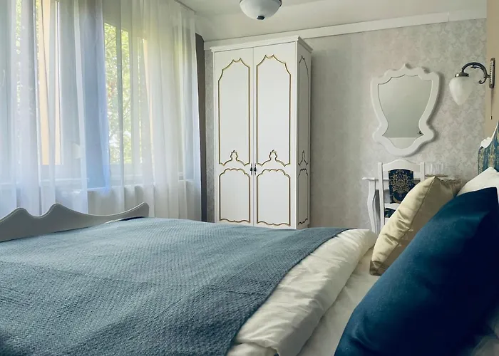 Villabaroque_eger فندق مبيت وإفطار 3*