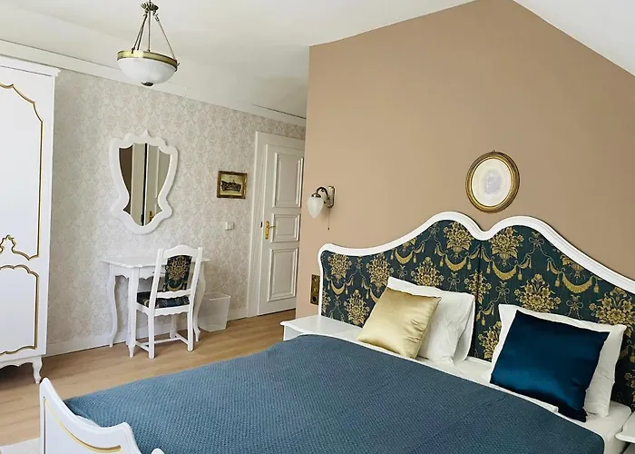فندق مبيت وإفطار Villabaroque_eger 3*